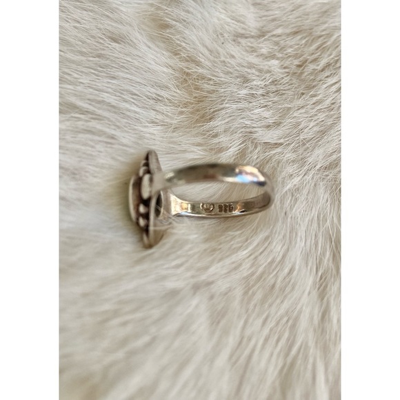 Sterling Silver Ring with Turquoise Stone - Picture 3 of 5